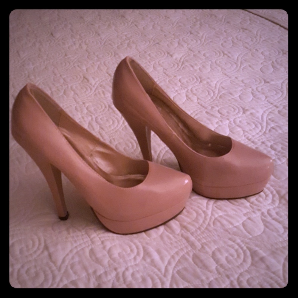 NWOT Pink Glaze platform pumps